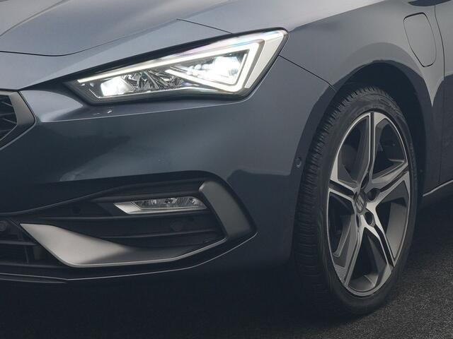 Seat LEON Sportstourer 1.4 TSI eHybrid FR Plug In Hybrid 204pk PHEV | Adaptive Cruise | Virtual | Camera | Keyless | Stuur & Stoelverwamring | 18"L.M | Apple Carplay | BLIS |