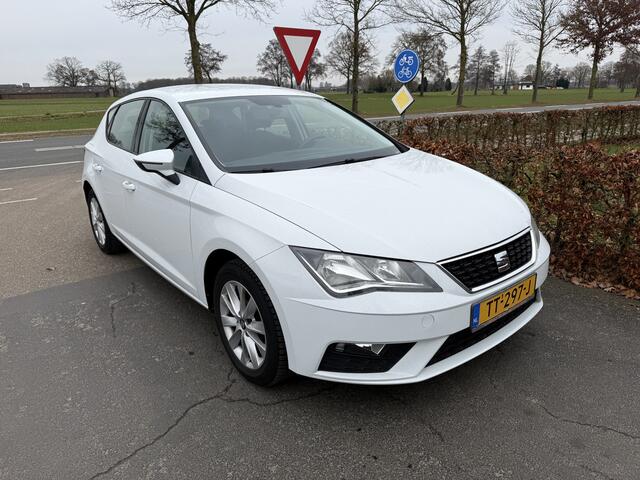 Seat LEON 1.6 TDI Style CLIMA/NAVI BJ 2017