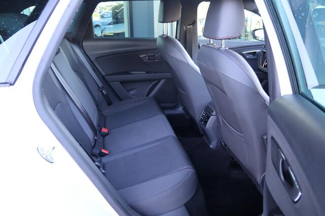 Seat LEON 1.5 TSI FR LED*CARPLAY*VIRTUAL*KEYLESS*SEAT DRIVE*