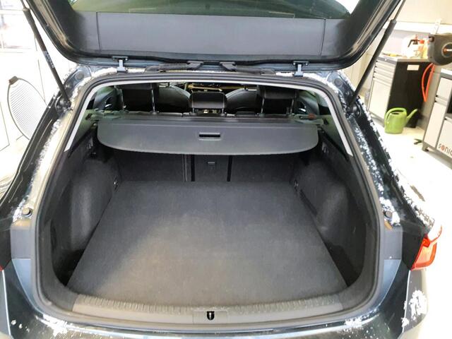 Seat LEON Sportstourer 1.4 TSI eHybrid 204pk PHEV Xcellence / Camera / Stoelverwarming / Navigatie