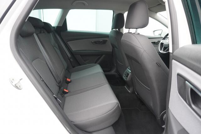 Seat LEON ST 1.0 EcoTSI St. BnsI. Automaat | CarPlay | Park.sensoren | Keyles