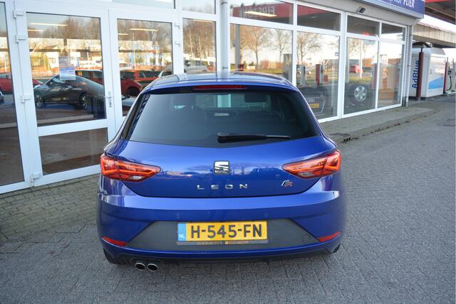 Seat LEON 1.5 150PK TSI FR Business Intense ? Beats ? CarPlay ? Stoel VW ? Trekhaak afn. ? Orig. NL ?