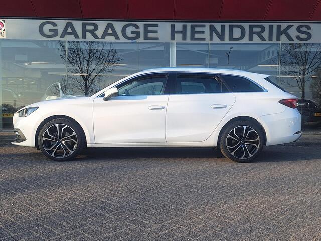 Seat LEON Sportstourer 1.5 TSI Style Launch Edition | 18"LM | Trekhaak | Full LED | Climate V=A | Navi |