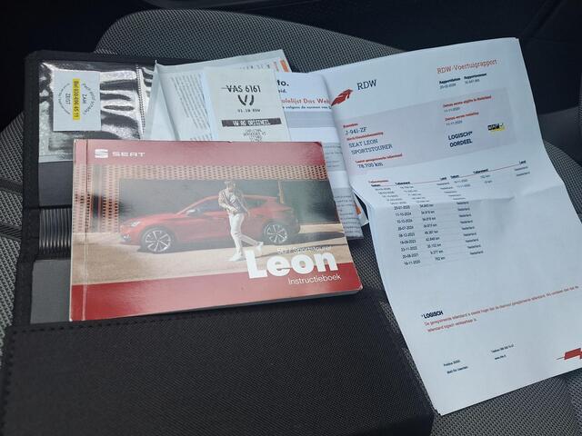 Seat LEON Sportstourer 1.5 TSI Style Launch Edition | 18"LM | Trekhaak | Full LED | Climate V=A | Navi |