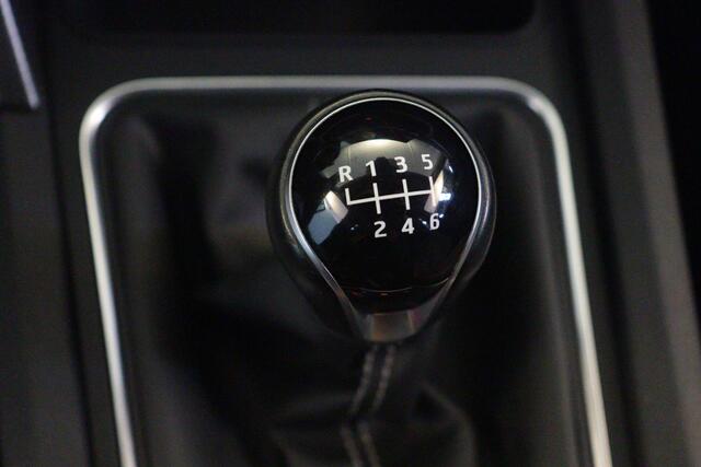 Seat LEON 1.0 TSI Style Business | APPCONNECT | CLIMA | PDC ACHTER | ADAP CRUISE | LMV |