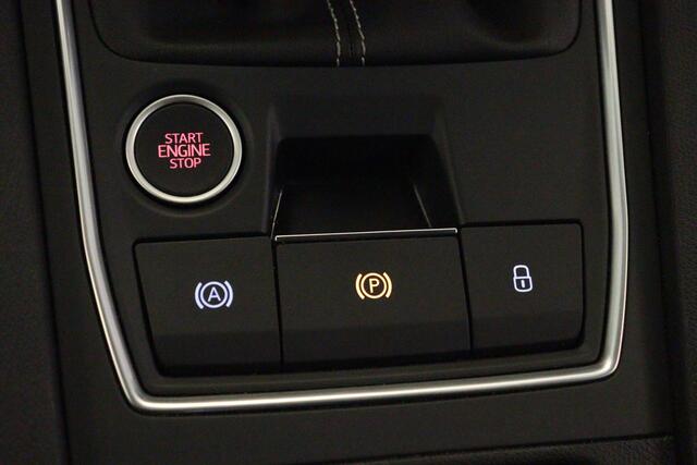 Seat LEON 1.0 TSI Style Business | APPCONNECT | CLIMA | PDC ACHTER | ADAP CRUISE | LMV |