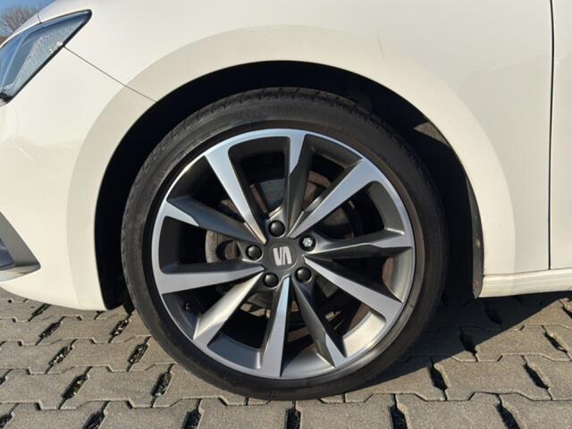 Seat LEON 2.0 TDI FR CAMERA/BEATS/ACC/STOEL+STUURVERW