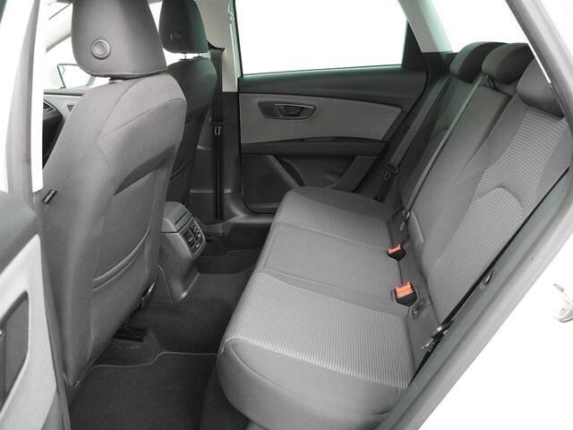 Seat LEON ST 1.0 EcoTSI Style Business Intense Automaat - Navigatie - Climate Control - Parkeersensoren