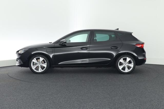 Seat LEON 1.4 TSI 204pk eHybrid PHEV FR Business Intense Stoelverwarming Navigatie