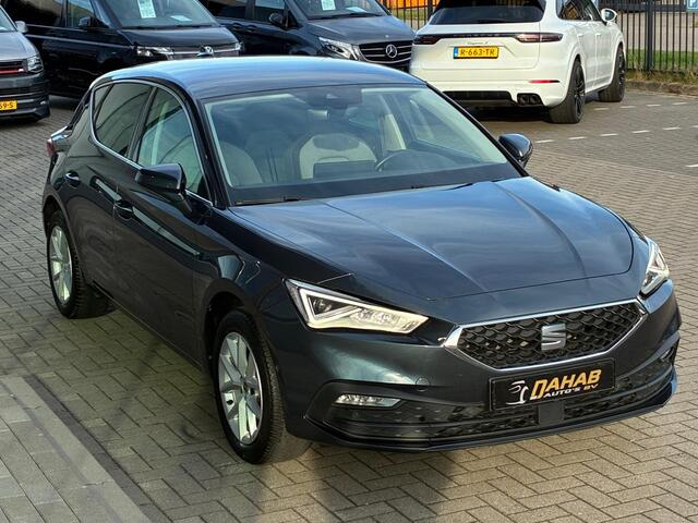 Seat LEON 1.5 TSI | ACC | Navi | Stoel/Stuurverwarming | Apple Carplay | Navi | Parkeersensoren V+A