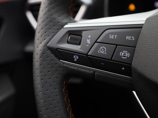 Seat LEON 1.5 TSIe-Hybrid 150kW/204PK FR PHEV First Edition · Panoramadak · Navigatie · Apple/Android Car Play · Stoelverwarming 3 Garantie t/m 27-12-2028 of 100000km