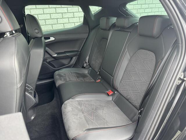 Seat LEON 1.4 TSI eHybrid PHEV FR Business Intense | Panoramadak | Stoelverwarming | Apple CarPlay / Andoid Auto | Navigatie |