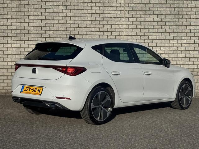 Seat LEON 1.4 TSI eHybrid PHEV FR | Adaptive Cruise Control | Stoelverwarming | Navigatie | DAB+ |