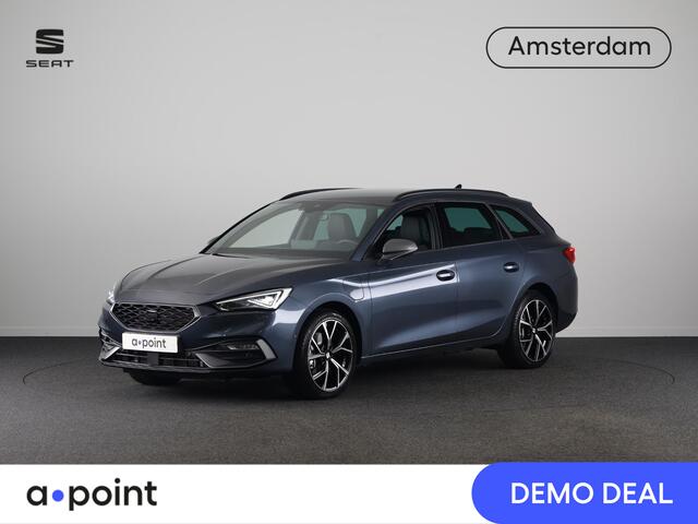 Seat LEON Sportstourer 1.5 TSI e-Hybrid Style Business Intense 204pk | Trekhaak | Safe & Drive | 18 inch velgen | Black Pack |