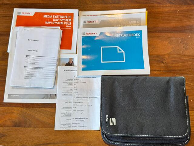 Seat LEON 1.4 TSI FR | Trekhaak | Apple Carplay |