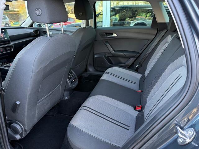 Seat LEON Sportstourer 1.5 eTSI DSG Style Launch Edition