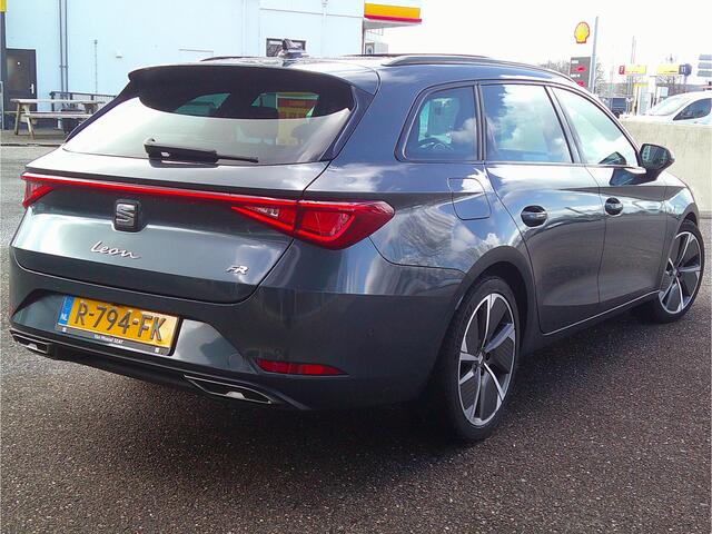 Seat LEON Sportstourer 1.0 eTSI FR Business Intense Staat in Hardenberg