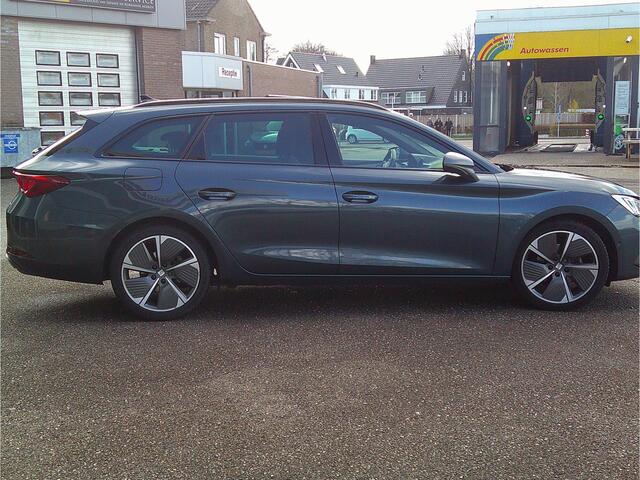 Seat LEON Sportstourer 1.0 eTSI FR Business Intense Staat in Hardenberg