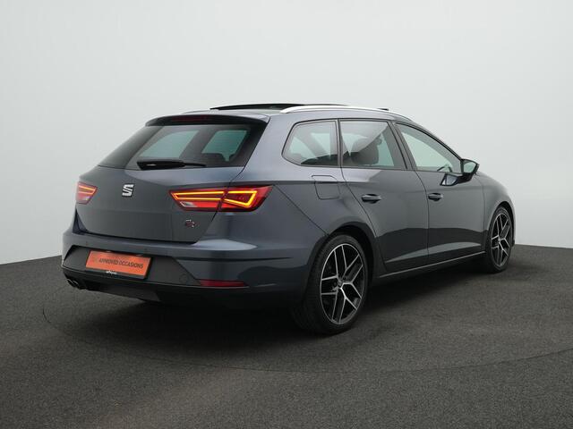 Seat LEON ST 1.5 TSI 150 pk DSG FR Business Intense | Panoramadak | Leder/alcantara | Achteruitrijcamera | Navigatie