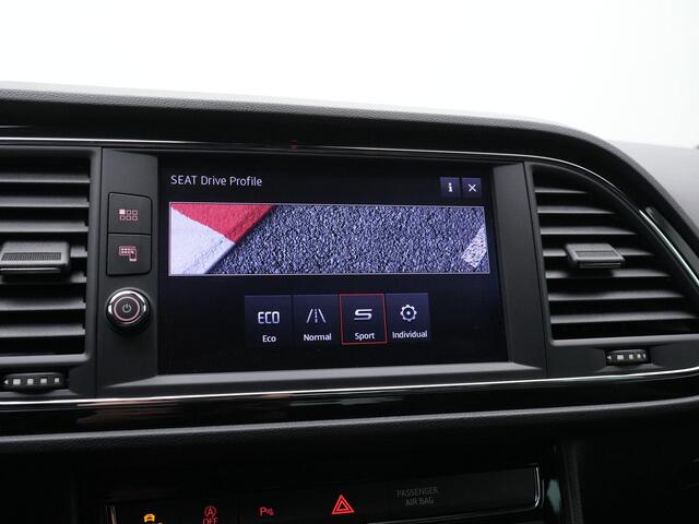 Seat LEON ST 1.5 TSI 150 pk DSG FR Business Intense | Panoramadak | Leder/alcantara | Achteruitrijcamera | Navigatie