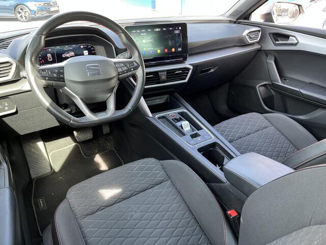 Seat LEON 1.5 eTSI FR Business Intense / AUTOMAAT/ 18" LMV/ ACC/ STUUR+STOELVERWARMING/ PARK.SENSOREN V+A/ CAMERA/ FULL LINK/ DODEHOEK/ KEYLESS/ VIRTUAL COCKPIT/ RIJ-MODI/ NAVI/ DAB/ CLIMA/ LED