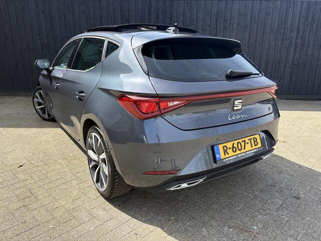 Seat LEON 1.5 eTSI FR Launch Edition