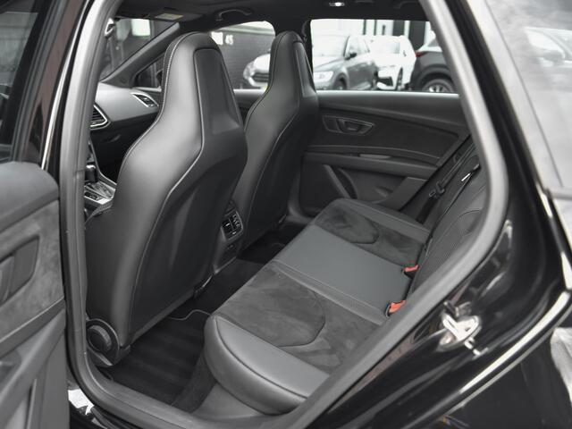 Seat LEON ST 2.0 TSI CUPRA Schaalstoelen, Cruise control adaptief, Panoramadak, Beats audio, 19 inch velgen