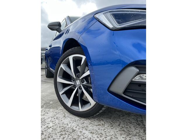 Seat LEON 1.5 TSI e-Hybrid FR Business Achteruitrijcamera - Dode hoeksensor