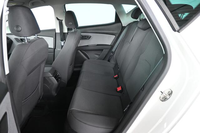 Seat LEON 1.5 TSI Style Ultimate Edition Clima Navigatie Cruise Control 1e Eigenaar Rijklaarprijs! Inruil Mogelijk!