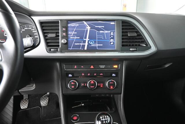 Seat LEON 1.5 TSI Style Ultimate Edition Clima Navigatie Cruise Control 1e Eigenaar Rijklaarprijs! Inruil Mogelijk!