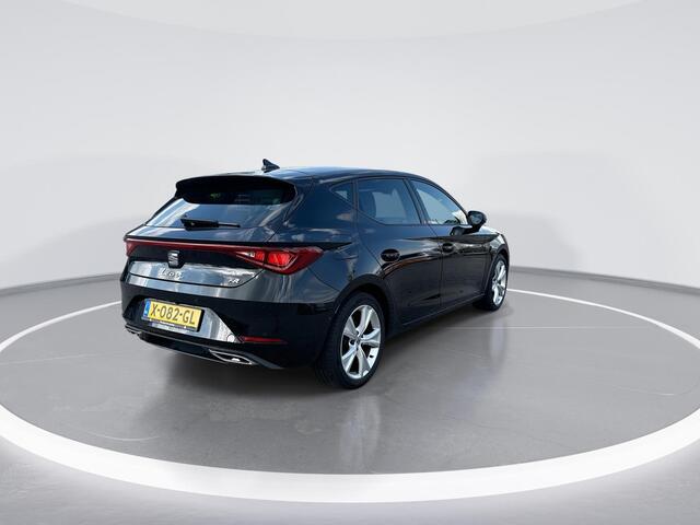 Seat LEON 1.0 TSI FR 110pk FR · Apple/Android Car Play · Camera · Elekt. inklapbare spiegels · Navigatie · Adaptive Cruise Control · Garantie t/m 10-11-2027 of 100.000km