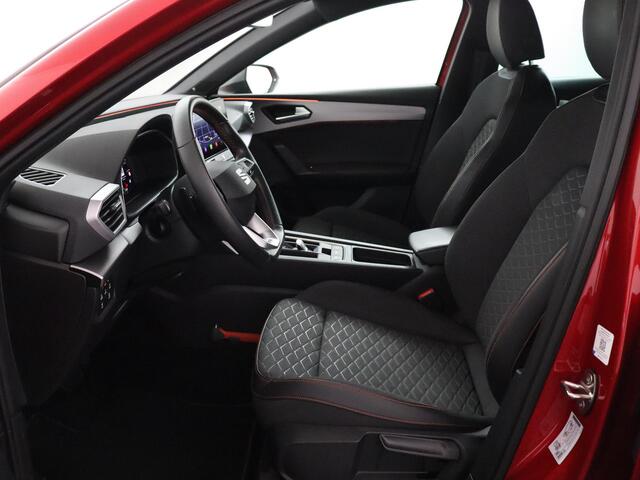 Seat LEON 1.5 eTSI FR Launch Edition | Beats Audio | Adaptief Cruise Control | Achteruitrijcamera!