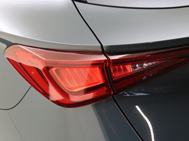 Seat LEON Sportstourer 1.5 TSI e-Hybrid FR Business