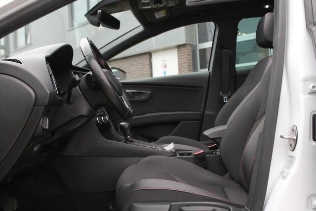 Seat LEON ST 1.5 TSI FR | Pano | Keyless | CC | Cam