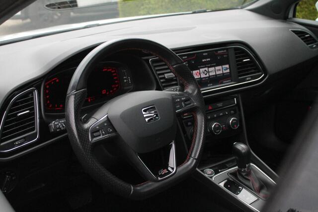 Seat LEON ST 1.5 TSI FR | Pano | Keyless | CC | Cam