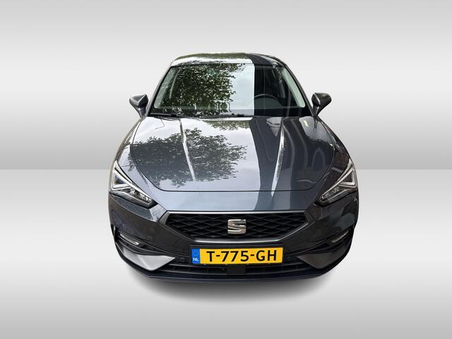Seat LEON 1.5 TSI FR Business Intense | afneembare trekhaak | applecarplay/android auto | achteruitrijcamera |
