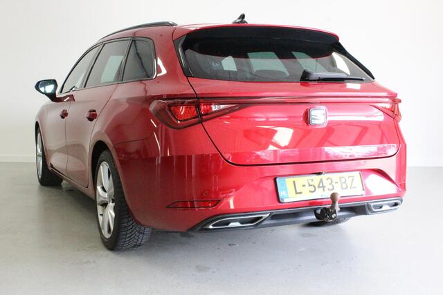 Seat LEON Sportstourer 2.0 TDI FR Launch Edition | NL-AUTO+N.A.P! | ACC | 150PK | CARPLAY | WEGKL-TRHAAK | NAVI | CARPLAY |