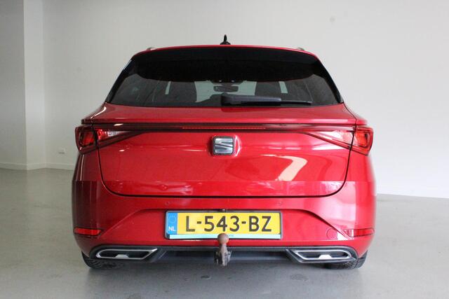 Seat LEON Sportstourer 2.0 TDI FR Launch Edition | NL-AUTO+N.A.P! | ACC | 150PK | CARPLAY | WEGKL-TRHAAK | NAVI | CARPLAY |