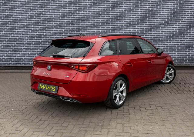 Seat LEON Sportstourer 1.5 TSI FR Launch Edition | Achteruitrijcamera | Parkeersensoren | Navigatie | Apple Carplay | Android Auto | Keyless Entry | Elektrische Achterklep | Stoelverwarming