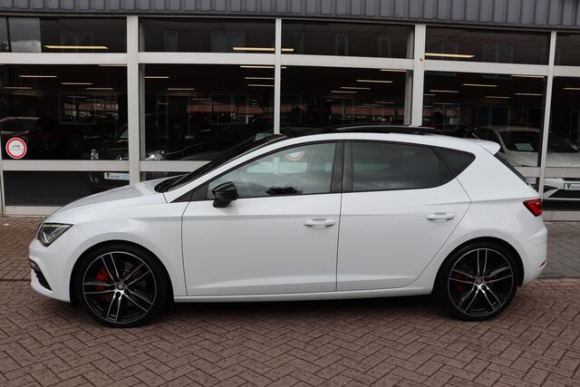Seat LEON 2.0 TSI CUPRA 300 Automaat. Panoramadak.
