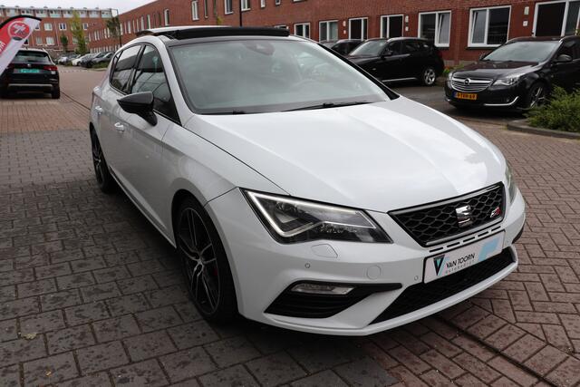 Seat LEON 2.0 TSI CUPRA 300 Automaat. Panoramadak.