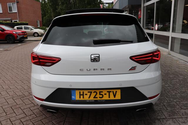 Seat LEON 2.0 TSI CUPRA 300 Automaat. Panoramadak.