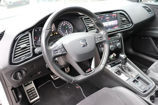 Seat LEON 2.0 TSI CUPRA 300 Automaat. Panoramadak.