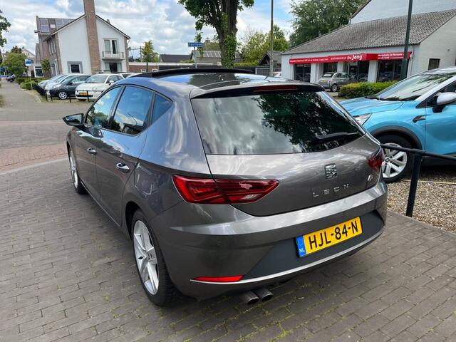 Seat LEON 1.4 TSI FR / NAVI / CARPLAY / CRUISE CTR. / LED / PDC / 17'' LM-VELGEN