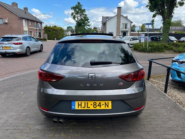 Seat LEON 1.4 TSI FR / NAVI / CARPLAY / CRUISE CTR. / LED / PDC / 17'' LM-VELGEN