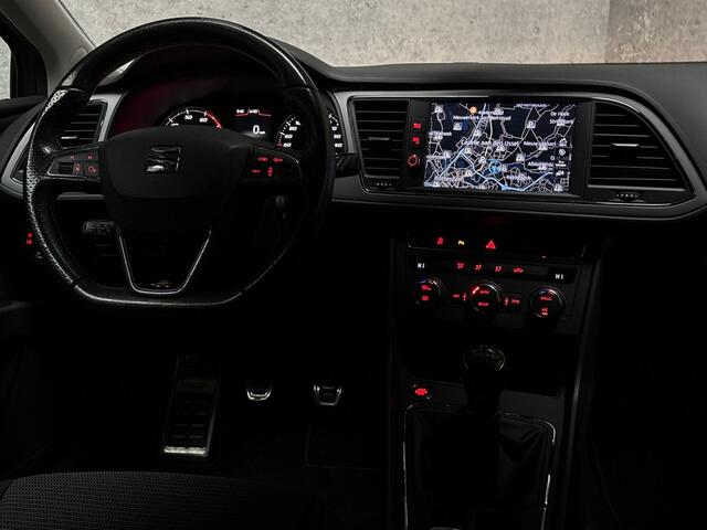 Seat LEON 1.5 TSI FR Sport (4 CILINDER, APPLE CARPLAY, NAVIGATIE, CAMERA, CLIMATE, SPORTSTOELEN, GETINT GLAS, ADAPTIVE CRUISE, KEYLESS, NIEUWSTAAT)