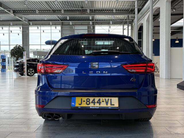 Seat LEON ST 1.4 EcoTSI 150 FR | Trekhaak | Pano | Half leer | 18" | Stoelverw. | Apple Carplay | Navi | Clima | Cruise