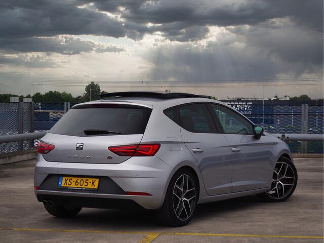 Seat LEON 2.0 TSI FR - PANO - BEATS - STOELVERWARMING