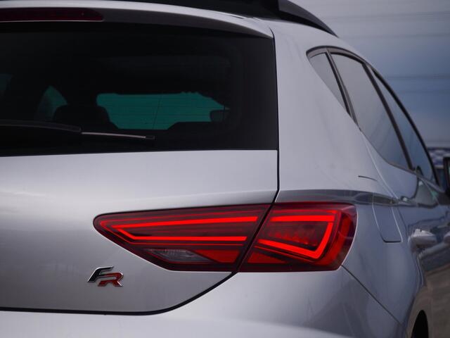 Seat LEON 2.0 TSI FR - PANO - BEATS - STOELVERWARMING