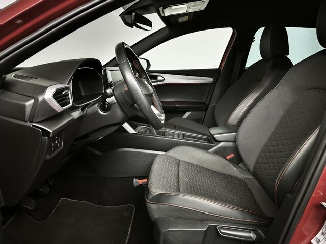Seat LEON 1.0 TSI FR | NAP | Climate Control | Cruise Control | Lichtmetaal | LED | DAB | Apple Carplay & Android Auto |